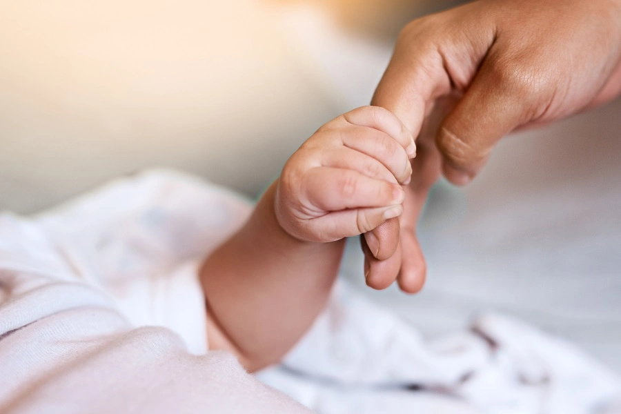 baby's lack of oxygen at birth